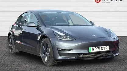 Used 2023 Tesla Model 3 Long Range AWD Sedan | £18,250 (Good price)