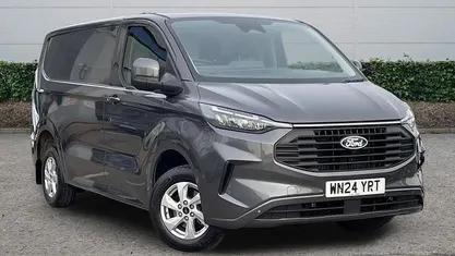Used Ford Transit Custom Limited 136 HP (100 kW) 2025 Van
