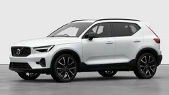 Denim blue New 2025 Volvo XC40 Ultra SUV | £44,660 (Fair price)