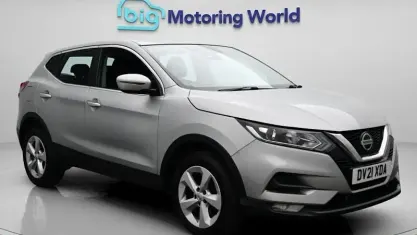 Used Nissan Qashqai Acenta Premium 140 HP (102 kW) 2020 Silver SUV