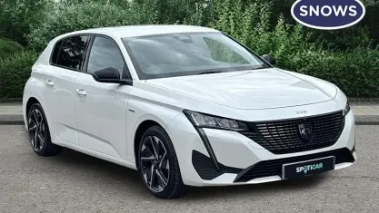 Used Peugeot 308 Allure Premium 179 HP (131 kW) 2023 White Hatchback