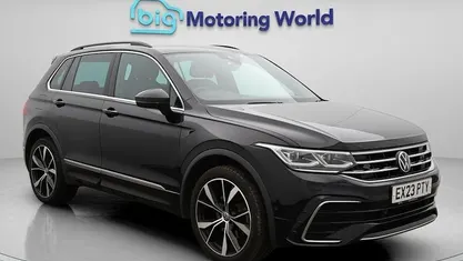 Used VW Tiguan R-line 245 HP (180 kW) 2023 Black SUV