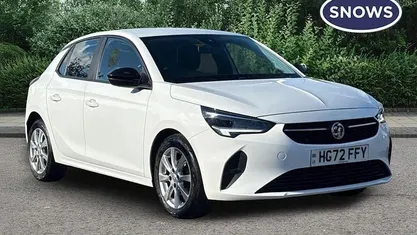Used Vauxhall Corsa Design Edition 75 HP (55 kW) 2022 White Hatchback