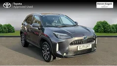 Used 2025 Toyota Yaris Hybrid Design Estate | £18,785 (Super price)