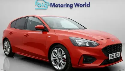 Used Ford Focus ST-Line X 125 HP (91 kW) 2019 Red Hatchback