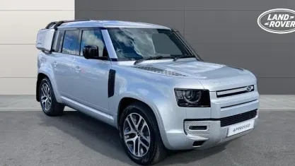 Used Land Rover Defender 249 HP (183 kW) 2023 SUV