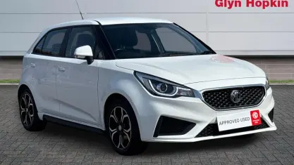 Used MG MG3 Excite 106 HP (77 kW) 2023 White Hatchback