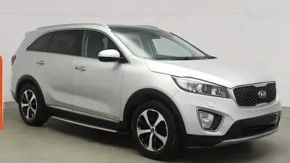 Usado Kia Sorento 200 HP (147 kW) 2016 Prateado SUV