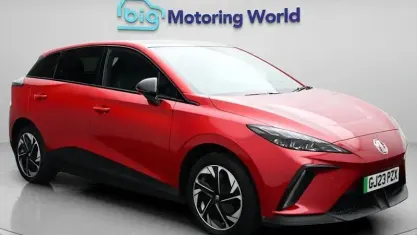 Used MG MG4 EV Trophy 150 kW (204 HP) 2025 Hatchback