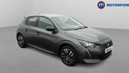 Used Peugeot 208 Allure+ 102 HP (75 kW) 2023 Hatchback