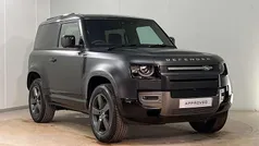 Black Used 2025 Land Rover Defender HSE Dynamic SUV | £67,500 (Fair price)