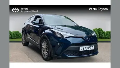 Second-hand Toyota C-HR 197 CP (144 kW) 2023 Albastru SUV