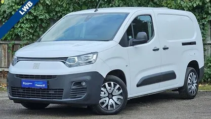 White Used 2023 Fiat Doblò MPV | £11,975 (Good price)