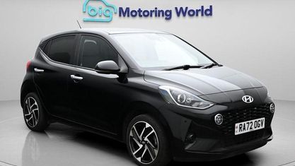 Używany Hyundai i10 Premium 84 KM (61 kW) 2023 Czarny Hatchback