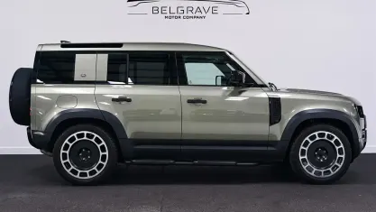 Used Land Rover Defender S 200 HP (147 kW) 2021 Green SUV