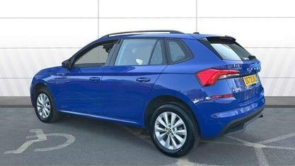 Usado Skoda Kamiq 95 CV (69 kW) 2022 Azul SUV