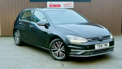 Used VW Golf VII SE 131 HP (96 kW) 2018 Black Hatchback