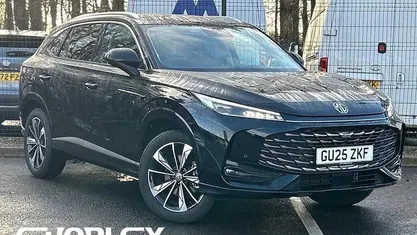 Black Used 2025 MG HS Trophy SUV | £22,020 (Fair price)