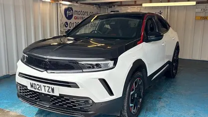 Used Vauxhall Mokka SRi 131 HP (96 kW) 2021 White SUV