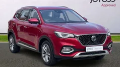 Red Used 2021 MG HS Excite SUV | £15,372 (Fair price)