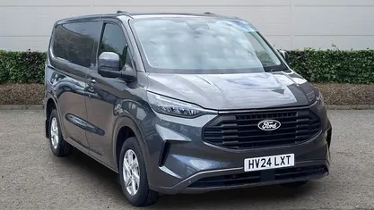 Used Ford Transit Custom Limited 136 HP (100 kW) 2025 Van