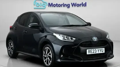 Used Toyota Yaris Design 116 HP (85 kW) 2023 Black Hatchback