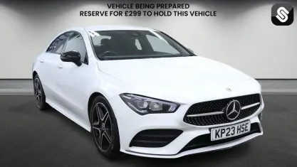 Begagnad Mercedes CLA200 Executive 163 HK (119 kW) 2022 Vit Sportkupé