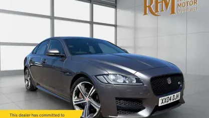 Used Jaguar XF R-Sport 180 HP (132 kW) 2015 Grey Sedan