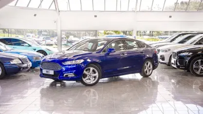 Used Ford Mondeo Titanium 179 HP (131 kW) 2017 Blue Hatchback