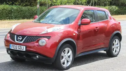 Used Nissan Juke Acenta 117 HP (86 kW) 2012 Red SUV