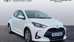 White Used 2025 Toyota Yaris Hybrid Hatchback | £18,950 (Good price)