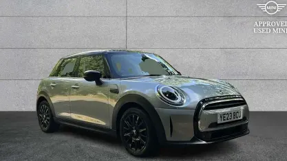 Used Mini Cooper Classic 136 HP (100 kW) 2022 Silver Hatchback