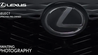 Used Lexus IS300h 223 HP (164 kW) 2020 Sedan