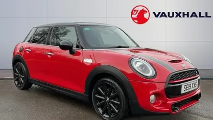 Used Mini Cooper S Classic 192 HP (141 kW) 2020 Hatchback