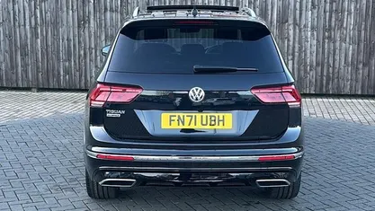Black Used 2021 VW Tiguan Allspace R-line SUV | £28,699 (Fair price)
