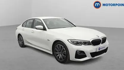 Usado BMW 330e M Sport 292 HP (214 kW) 2021 Branco Sedan