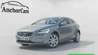 Used Volvo V40 Inscription 150 HP (110 kW) 2019 Hatchback