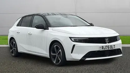 Grey New 2025 Vauxhall Astra S Hatchback | £19,999 (Super price)