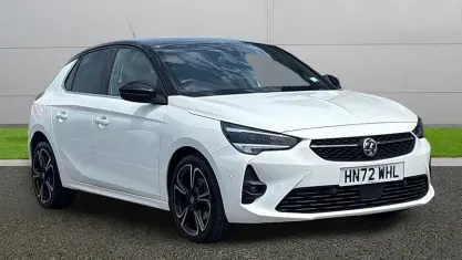 Used Vauxhall Corsa Ultimate 101 HP (74 kW) 2022 White Hatchback