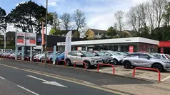 Red New 2025 Citroën C3 Hatchback | £17,685 (Fair price)