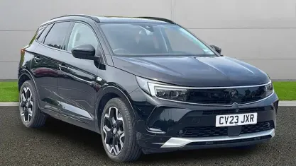 Second-hand Vauxhall Grandland X Ultimate 131 CP (96 kW) 2023 SUV