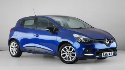 Used Renault Clio IV Play 75 HP (55 kW) 2018 Hatchback