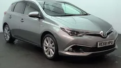 Used 2018 Toyota Auris Hybrid Hatchback | £14,300 (Fair price)