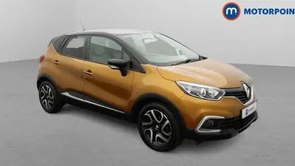 Used Renault Captur Iconic 90 HP (66 kW) 2019 Orange/black SUV