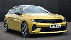 Used 2025 Vauxhall Astra Ultimate Hatchback | £21,364 (Fair price)