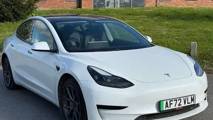 Used Tesla Model 3 RWD 208 kW (283 HP) 2022 White Sedan