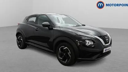 Black Used 2022 Nissan Juke N-Connecta SUV | £12,599 (Fair price)