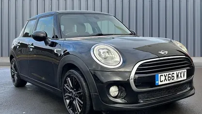 Used Mini Cooper Hatch 136 HP (100 kW) 2016 Black Hatchback