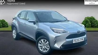 Used 2025 Toyota Yaris Hybrid Estate | £23,520 (Fair price)