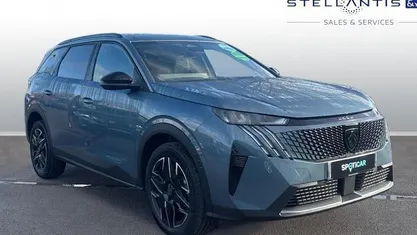 Used 2025 Peugeot 5008 Allure Estate | £30,360 (Super price)